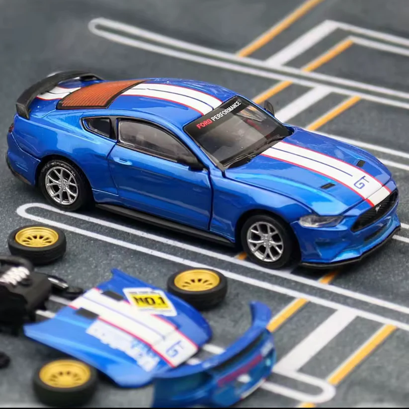 Customizowany ford Mustang GT2018 1:42 FabrykaFur™